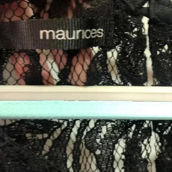 Maurices‎ brand dress size 11/12 black white lace and floral design - Picture 4 of 11